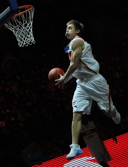 转正了！美记：步行者将与加里森·马修斯签订一份标准合同！（正式签约在即！美媒：步行者将与加里森·马修斯达成标准合同）