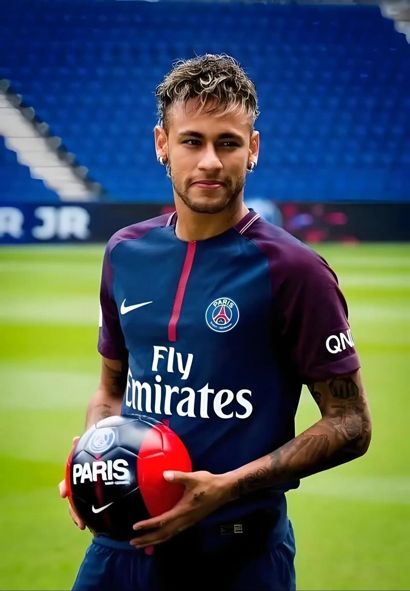 赛季0出场，米体：国米中卫帕拉西奥斯再次受伤，将缺阵几周（赛季尚未出场，米体：国米中卫帕拉西奥斯再度受伤，预计休战数周）