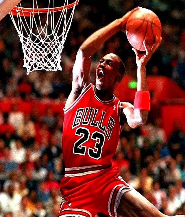 英媒：谢什科可能在两周后曼联对阵伯恩茅斯的比赛中回归（英媒称：谢什科有望在两周后曼联战伯恩茅斯时复出）