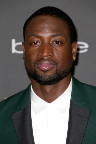 爱德华兹：只要SGA拿球就要用2-3个人防他 对手也是这么防我的（爱德华兹：SGA持球需两三人包夹，我也常遭同样防守）