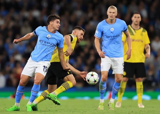 足球联赛积分榜最新动态（足球联赛积分榜最新速报）