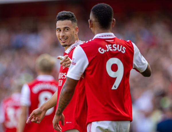 杜兰特16分2助攻，詹姆斯8分2板4助2抢断，湖人暂53-63火箭（火箭暂以63比53领先湖人，杜兰特16分2助攻，詹姆斯8分2篮板4助攻2抢断）