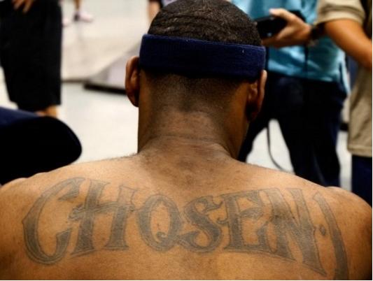 武磊回顾2025：欣慰和幸福的一年，错过了比赛但没错过自己（武磊盘点2025：这一年充满欣慰与幸福，虽缺席比赛却未迷失自我）