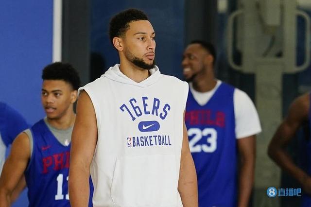 王钰栋首个主力赛季表现：共12球5助攻，荣膺中超本土金靴（王钰栋主力处子季斩12球5助，加冕中超本土金靴）