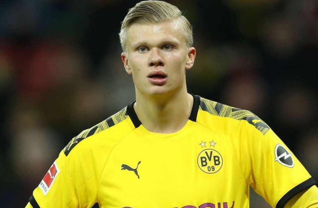 西媒：老佛爷认为哈兰德不如姆巴佩且太贵，皇马签他的可能性为零（西媒：皇马主席称哈兰德不及姆巴佩且报价过高，签下他的希望为零）