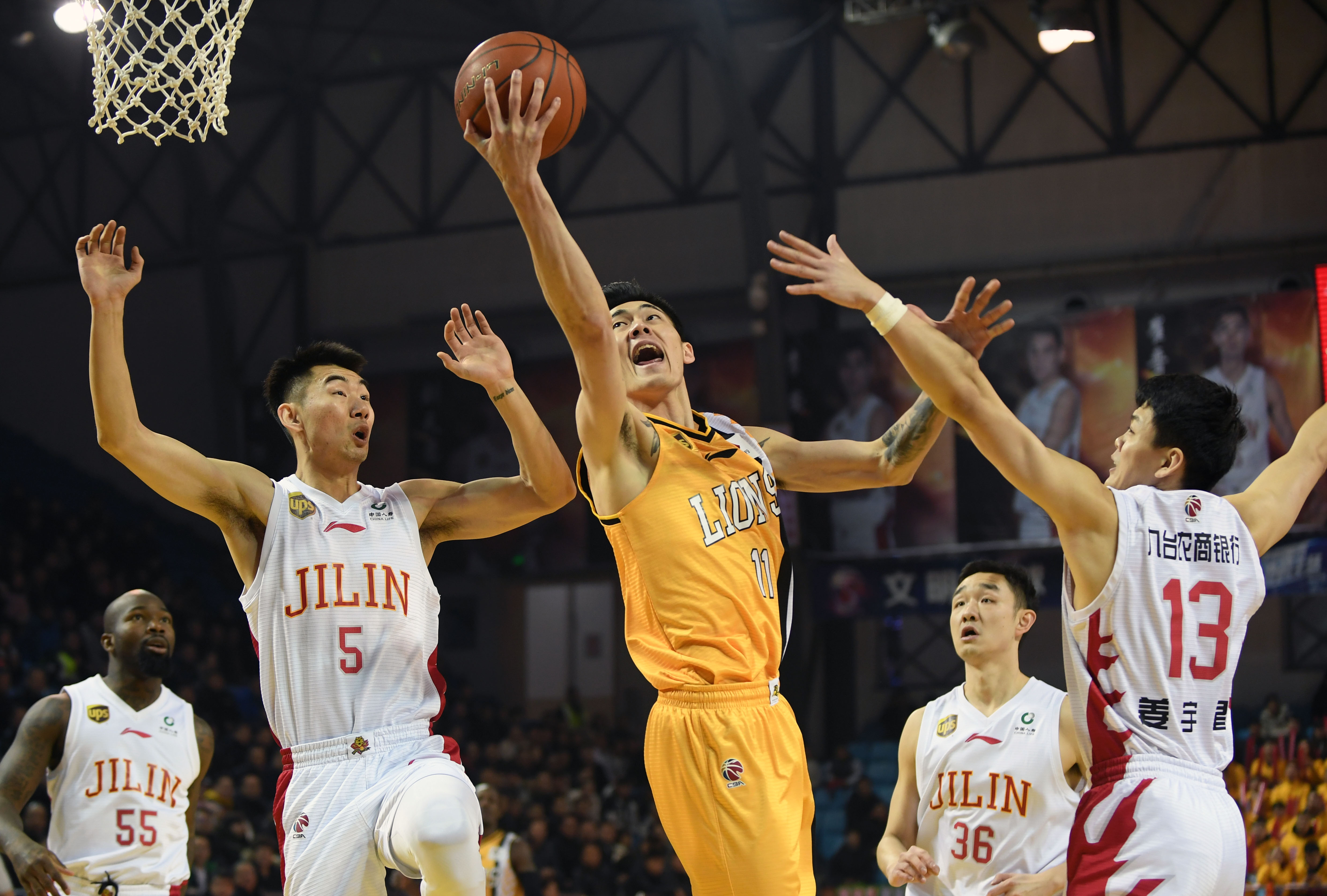 贵州12岁跳水小将全运会出场时做C罗庆祝动作：我喜欢C罗（贵州12岁跳水小将在全运会亮相时做出C罗式庆祝：我喜欢C罗）