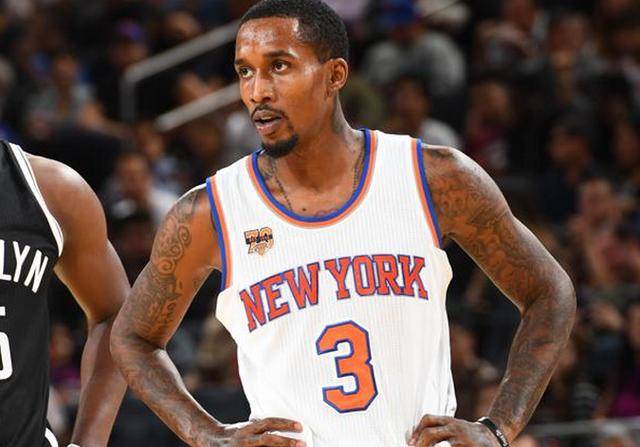 中超比赛亮点：上海海港2-1取胜山东泰山,（中超战报：上海海港2-1击败山东泰山）