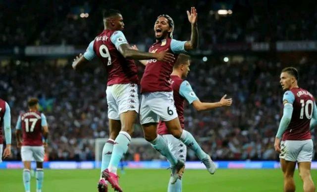 特瓦斯：皇马最爱编造谎言，他们喜欢捏造假信息来向西甲施压（特瓦斯指责皇马热衷捏造虚假信息，借此向西甲施压）