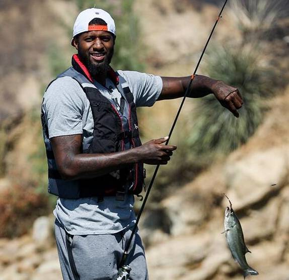 英媒盘点与主帅闹僵球员结局：小贝基恩C罗离队，希勒遭弃用（英媒梳理与主帅闹僵球员结局：贝克汉姆、基恩与C罗离队，希勒遭雪藏）