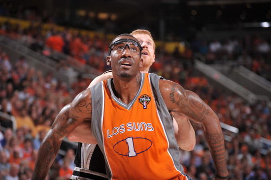 科尔：库里的伤势并未进一步恶化，这无疑让我们松了口气（科尔：库里伤情未加重，我们大松一口气）